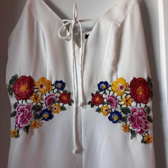 Embroidered forever 21 romper - Picture 5 of 5